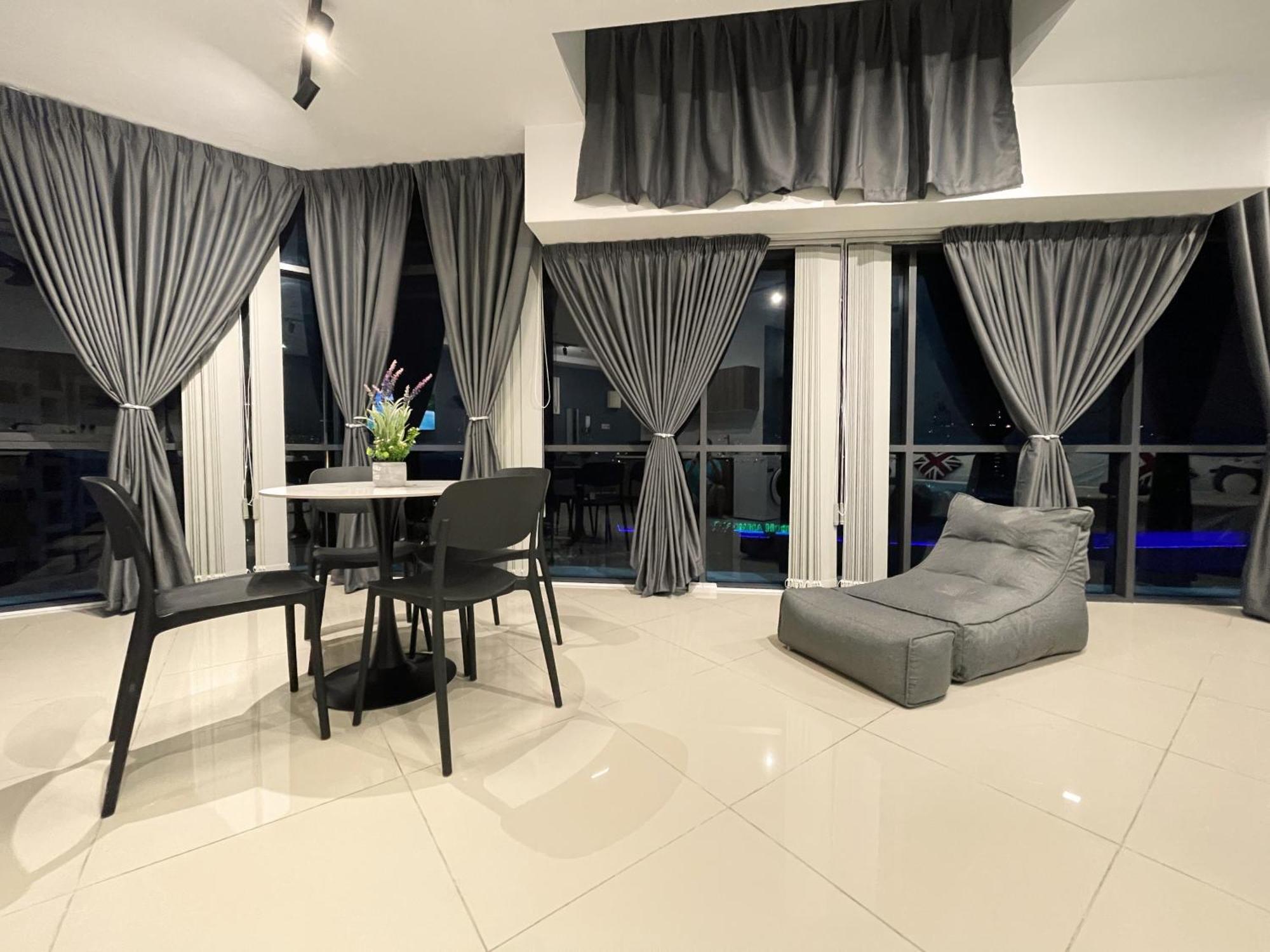 Apartment Pacific Tower Near Jaya One, Malaya, Columbia Hospital By My Homez *
