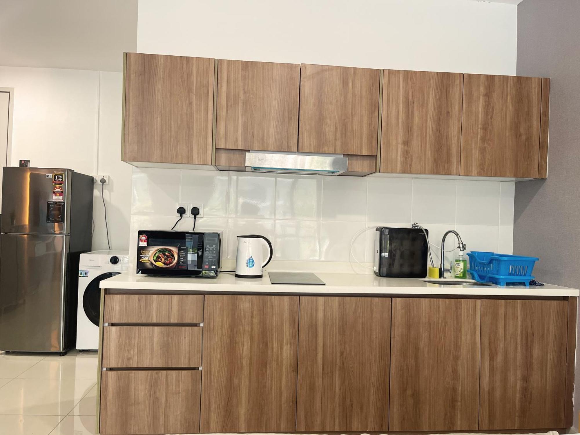 Apartment Pacific Tower Near Jaya One, Malaya, Columbia Hospital By My Homez *